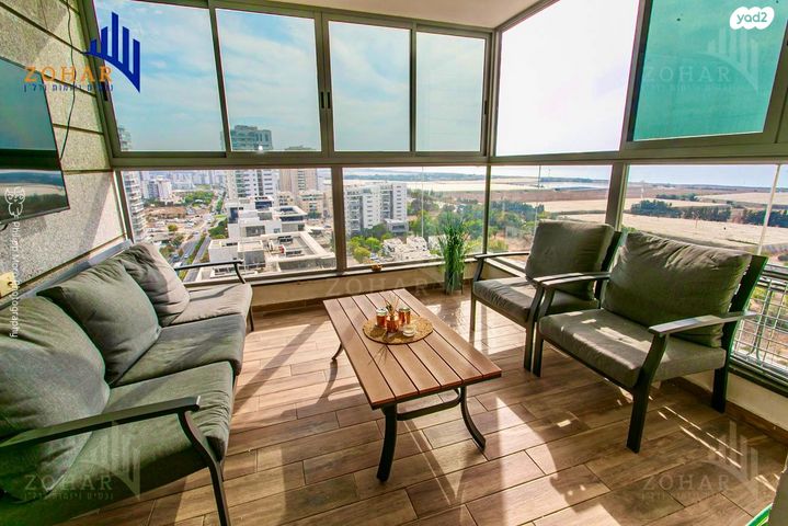 שדרות יצחק שמיר 