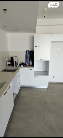 דירה, הרצליה