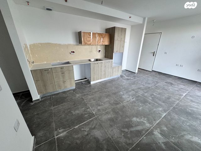 דירה, הרא"ה 90, שכונת הלל, רמת גן