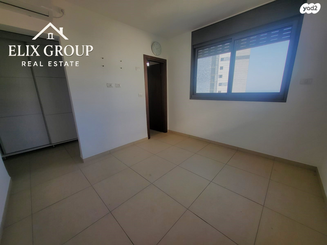 דירה, לח"י, גלי כרמל, טירת כרמל