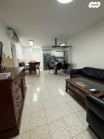 דירה, שמעון דהאן, קרית שמואל, טבריה