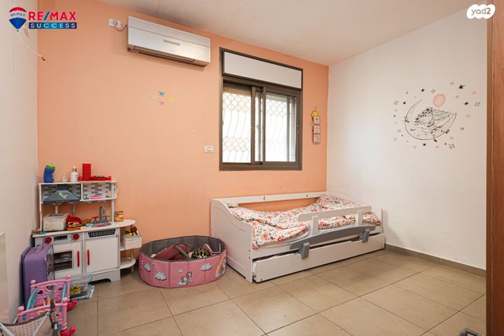 דירת גן, עוזי חיטמן 34, קרית האמנים, מצליח, רמלה