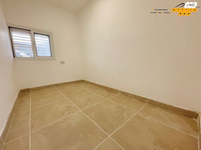 דירה, ישרש, ישרש