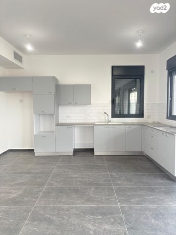 גג/ פנטהאוז, יער ביריה, נופי בן שמן, לוד