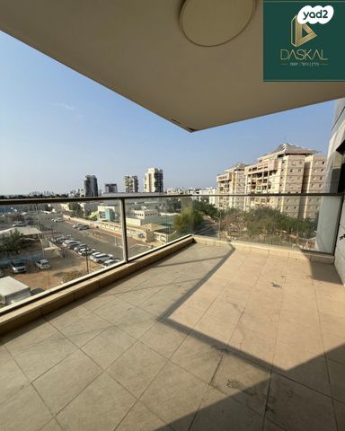 דירה, בנארי יצחק, רחובות החדשה, רחובות