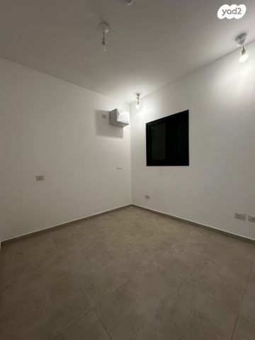 דירה, הרצל 47, עיר, מרכז העיר, נהריה