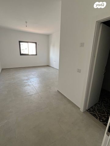 גג/ פנטהאוז, משה וילנסקי, נווה זמר, רעננה