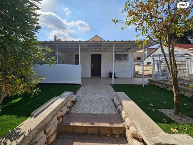 אפרים לוזון 