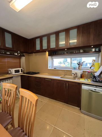 יחידת דיור, המושבה, זכרון יעקב