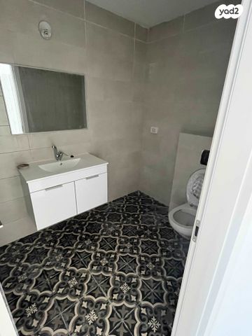 גג/ פנטהאוז, משה וילנסקי, נווה זמר, רעננה