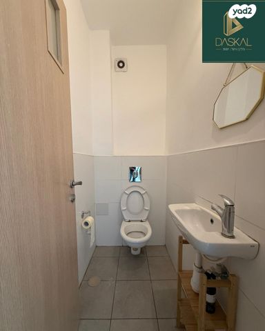 דירה, בנארי יצחק, רחובות החדשה, רחובות