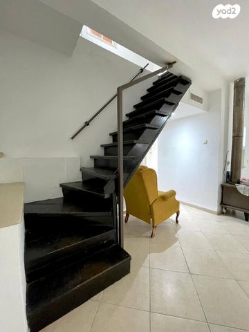 דירה, ההגנה 9, ביאליק דרום, קרית ביאליק