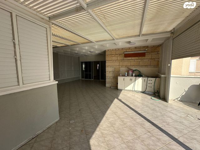 גג/ פנטהאוז, נוף הכרמל 19, בית וגן, קרית אתא