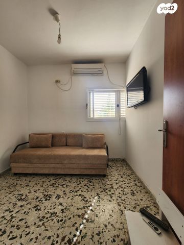 דירה, משה שטיינשניידר, תל חיים, תל אביב יפו