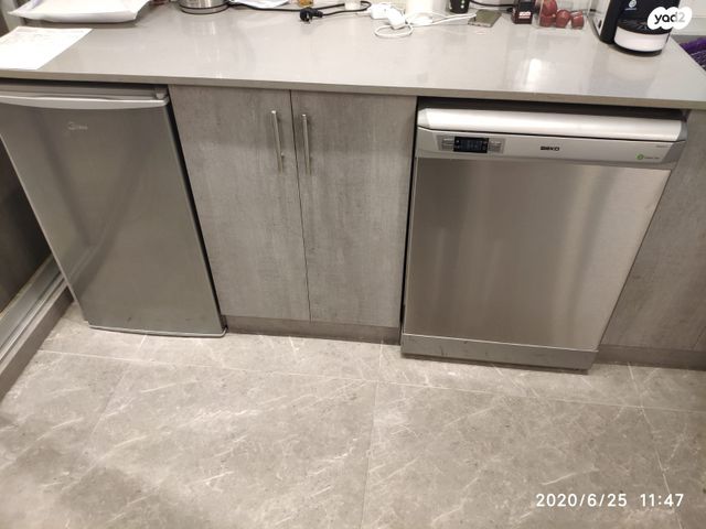 דירה, זאב ז'בוטינסקי, אגרובנק, חולון