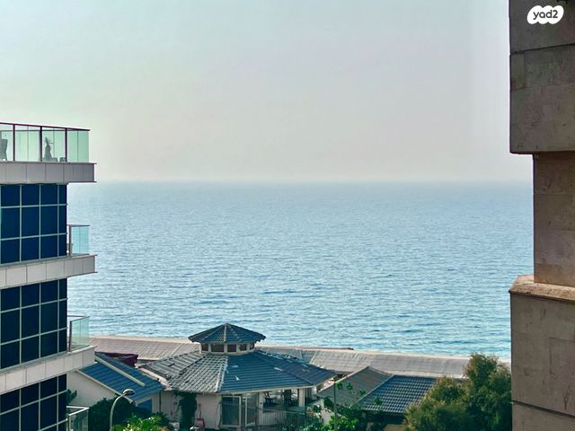 דירה, שדרות ניצה 22, צפון מערב מרכז העיר, נתניה