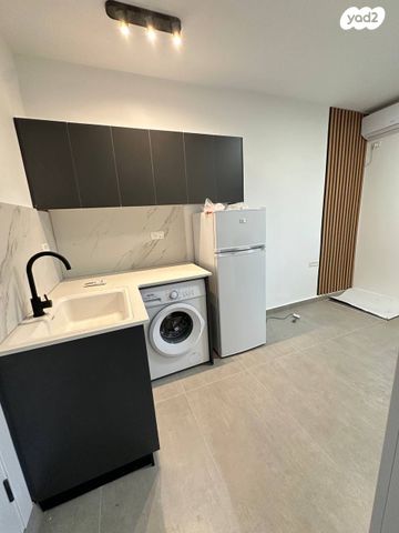 דירה, החשמל 60, נווה פז, חיפה