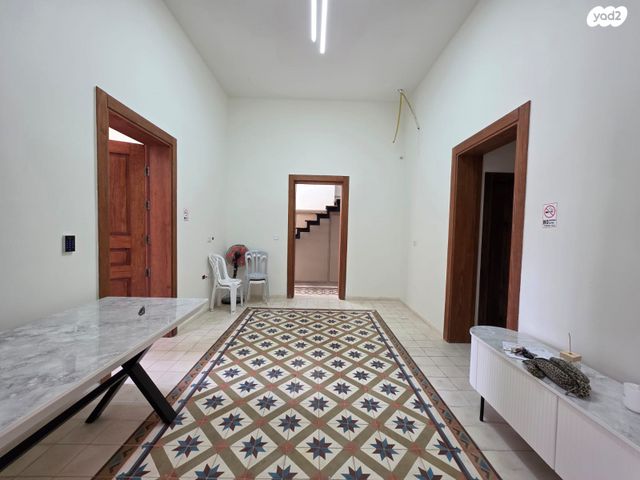 צהלון, שיכוני חסכון