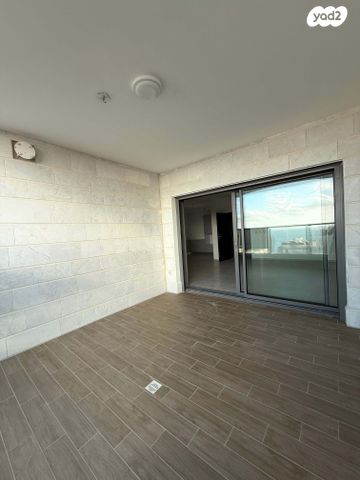 דירה, ירמיהו הלפרין 8, מרכז העיר דרום, נתניה