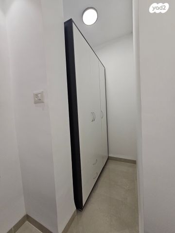 דירה, קרית אתא