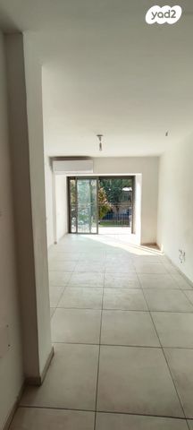 דירה, עירית, נווה גולן, יפו ג', תל אביב יפו