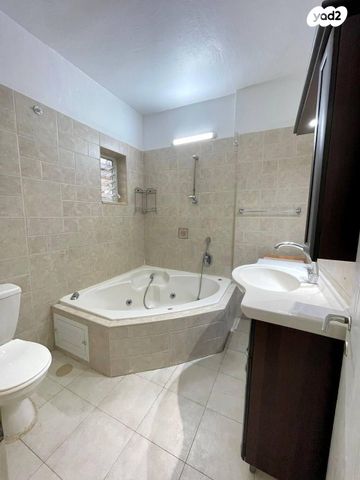 דירה, ההגנה 9, ביאליק דרום, קרית ביאליק