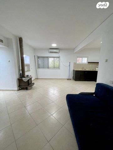 דירה, ההגנה 9, ביאליק דרום, קרית ביאליק