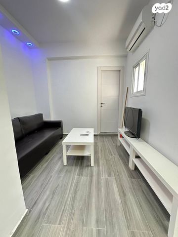 דרך יד לבנים 68