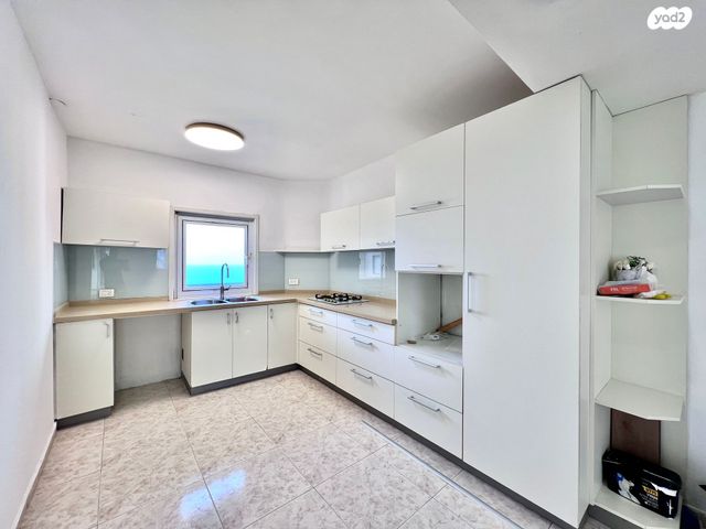 דירה, שדרות ניצה 22, צפון מערב מרכז העיר, נתניה