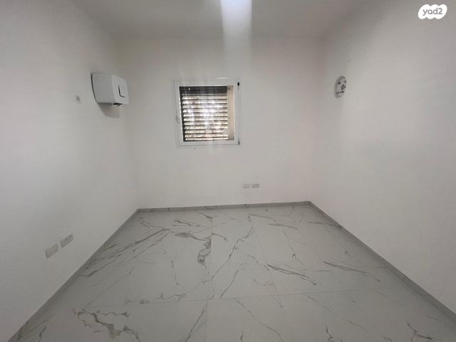 דירה, אלי כהן, שרת, לוד