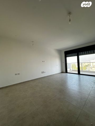 דירה, הרצל 47, עיר, מרכז העיר, נהריה