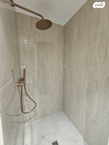 דירה, קרית אתא