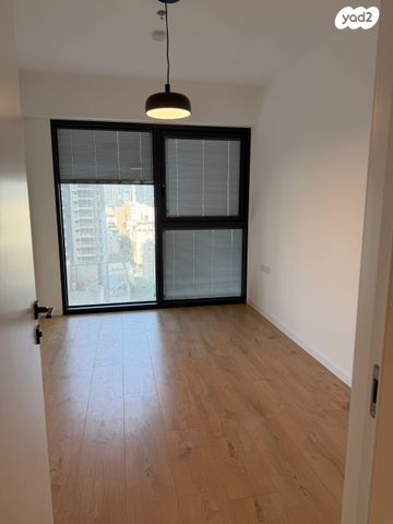 דירה, תוצרת הארץ, נחלת יצחק, תל אביב יפו