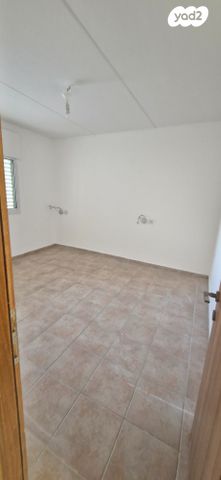 דירה, משגב, מגדים, כרמיאל