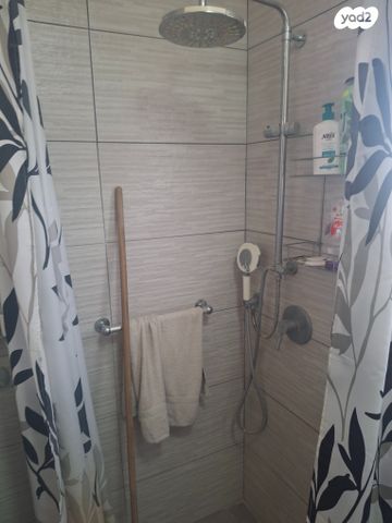 דירה, שקד 12, נווה עופר, תל כביר, תל אביב יפו