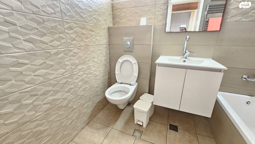 דירה, הרב חיים הלר, גבעת מרדכי, ירושלים