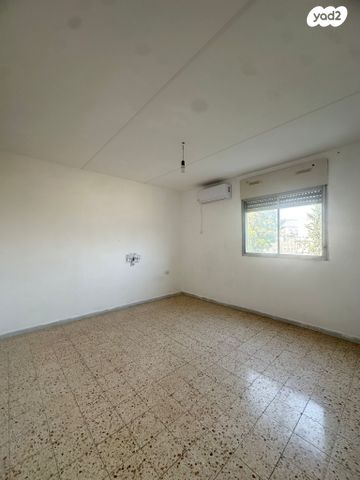 דירה, אשכול, כרמיאל