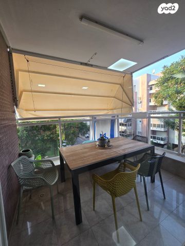 דירה, לח"י 42, הפרפר, קרית ביאליק