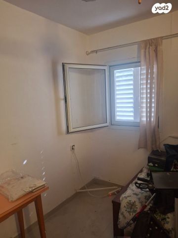 דירה, שקד 12, נווה עופר, תל כביר, תל אביב יפו