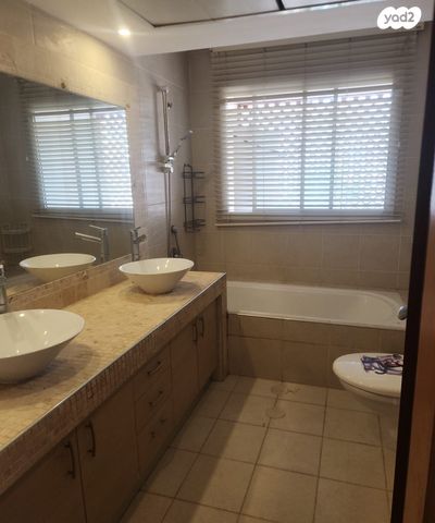 גג/ פנטהאוז, עין עקרבים, המעיינות, שחמון, רובע 8, אילת