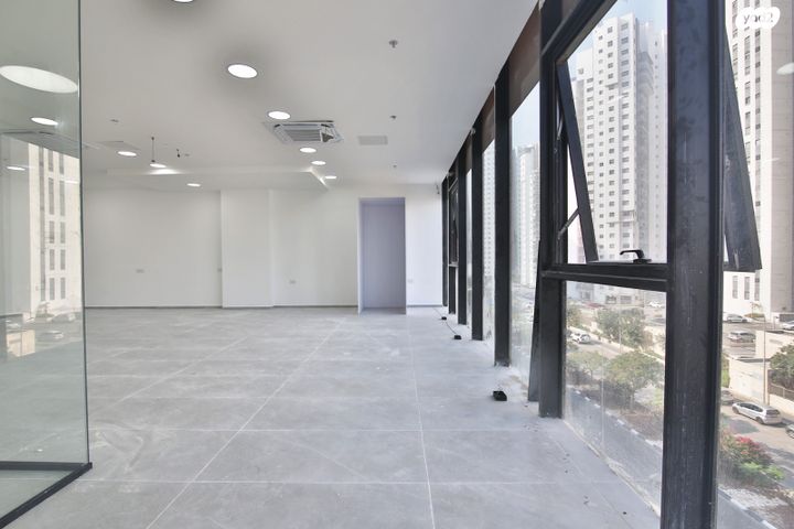 משרדים, שושנה דמארי, משכנות האומנים, קרית מוצקין