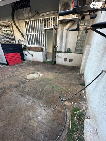 חנויות/ שטח מסחרי, מרכז, הרצליה