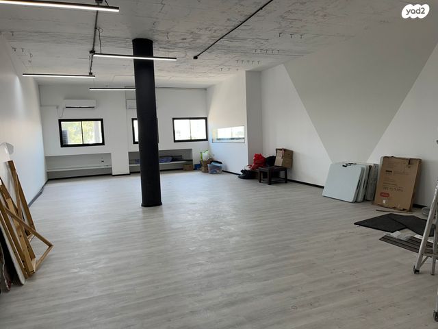 סטודיו, היצירה, רחובות