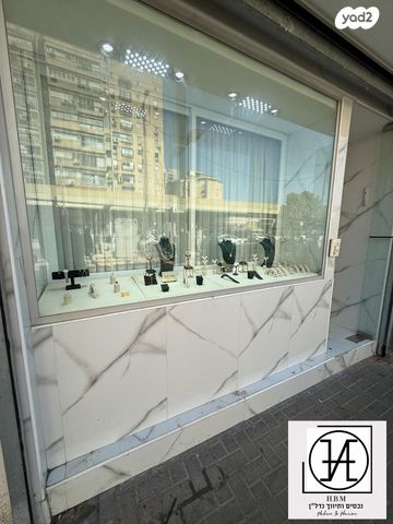 חנויות/ שטח מסחרי, מרכז, קרית עבודה, חולון