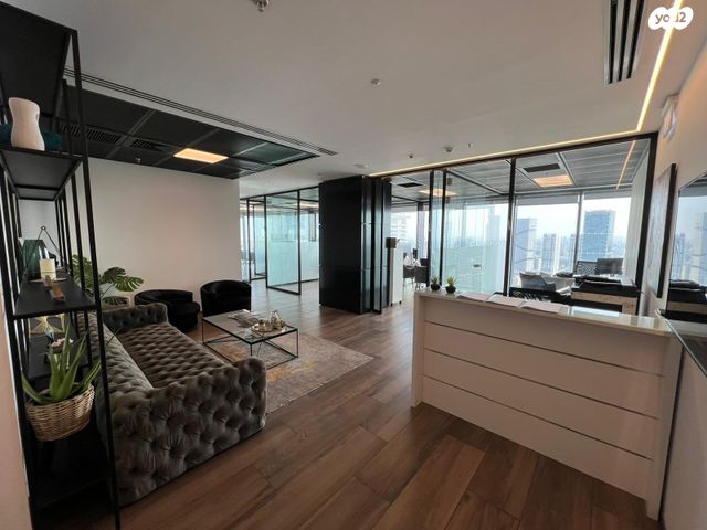 משרדים, הארבעה 28, תל אביב יפו