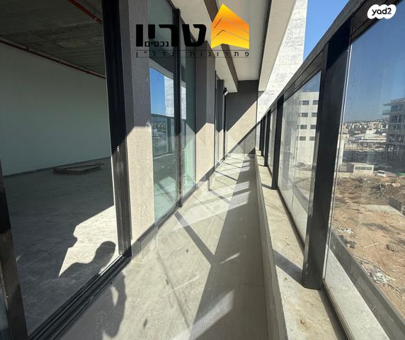 משרדים, עפולה