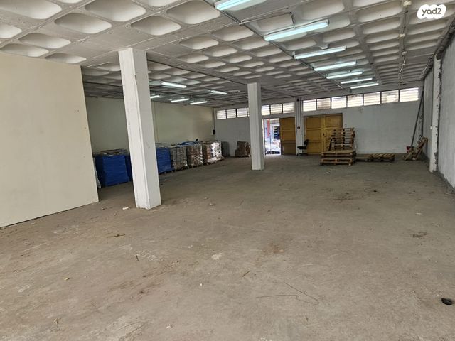 מבני תעשיה, תלפיות תעשיה ומסחר, ירושלים