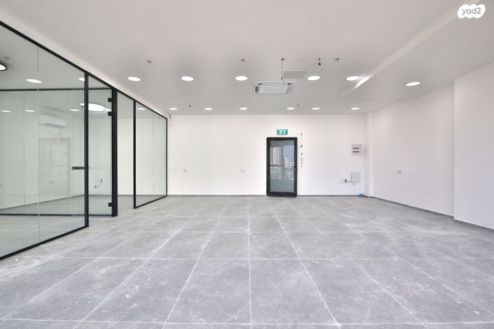 משרדים, שושנה דמארי, משכנות האומנים, קרית מוצקין