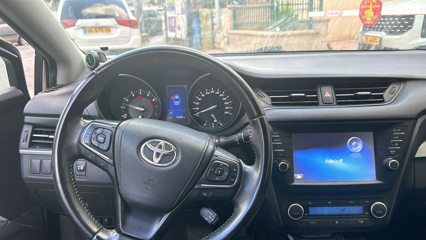 טויוטה אוונסיס