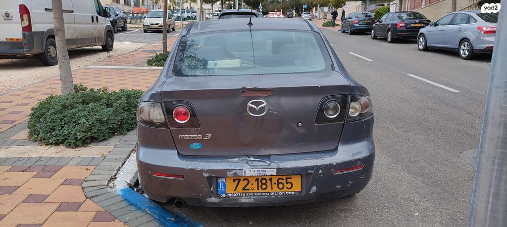 מאזדה 3